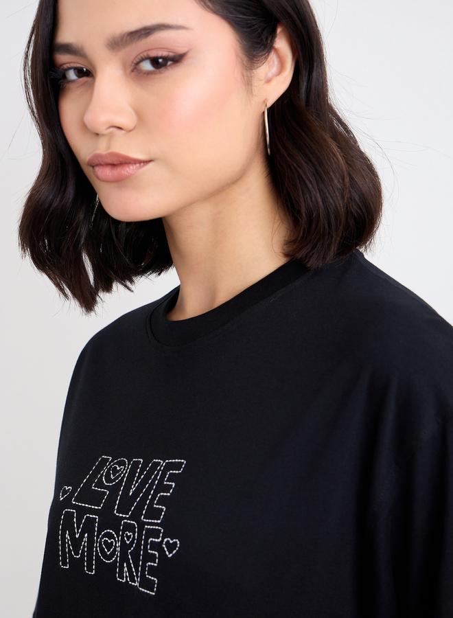 Styli Embroidered Slogan Round Neck Oversized T-Shirt - Image 3